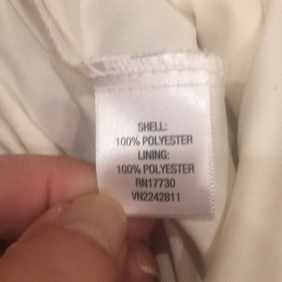 Women’s like new ruffled cami size medium - Picture 9 of 9